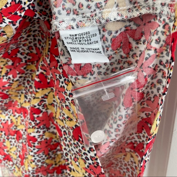 Velvet Heart Women’s Button-Up Shirt Size XL - Picture 9 of 10